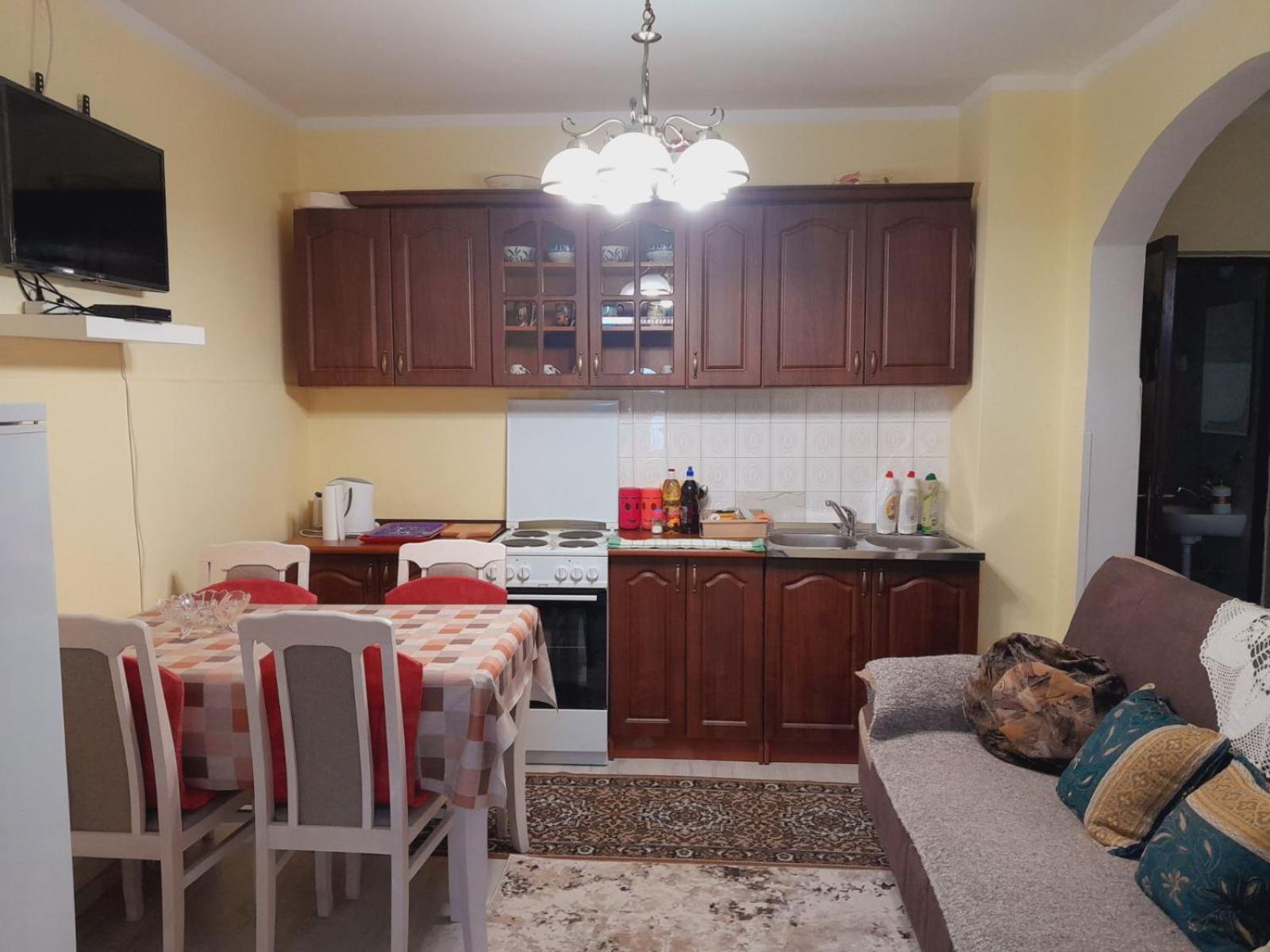 Apartman Radoman Cetinje Exterior foto